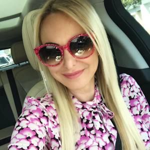 Meet your Posher, Pochi